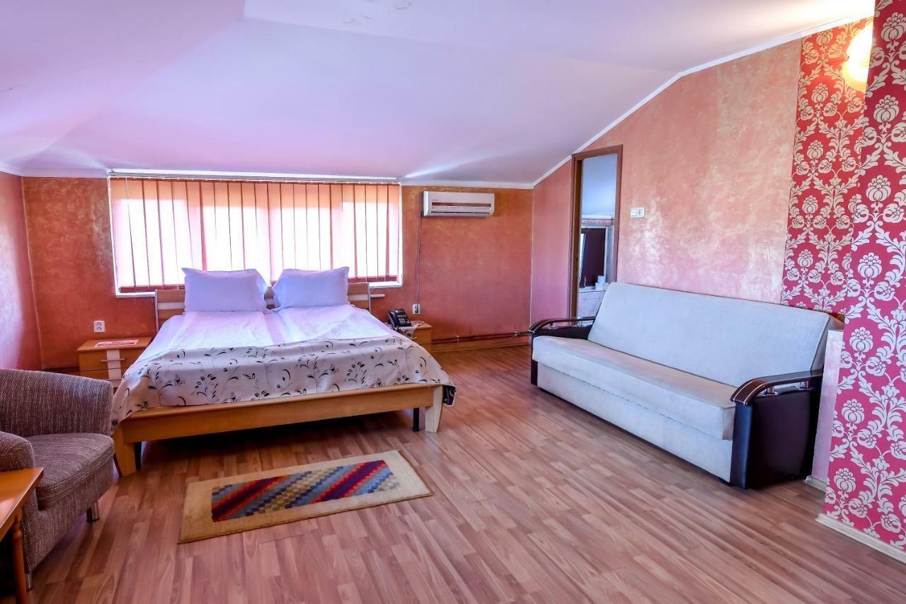 Motel Perla Sigheteana Sighetu Marmaţiei Dış mekan fotoğraf
