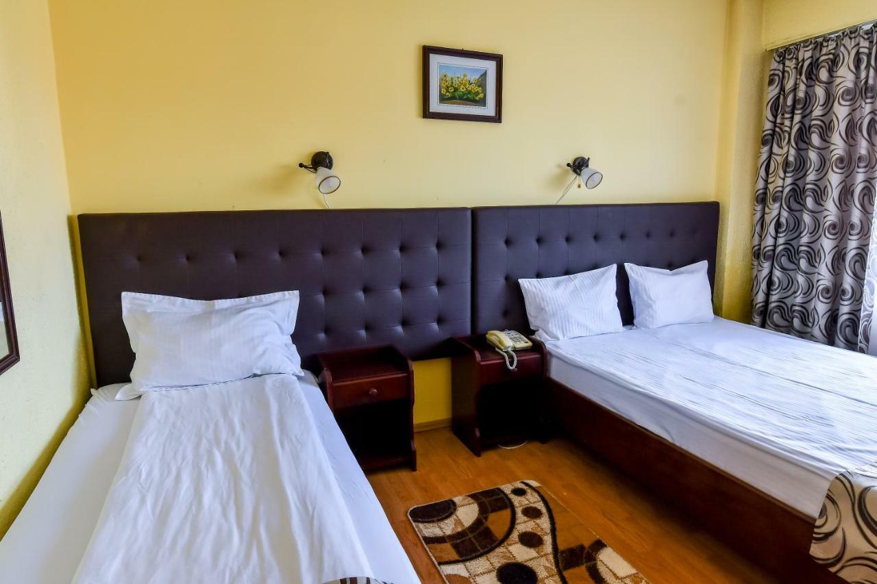 Motel Perla Sigheteana Sighetu Marmaţiei Dış mekan fotoğraf